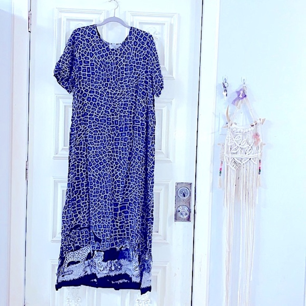 Navy Animal Printed w/Beautiful African Safari Scene Short Sleeves Maxi Dress LG